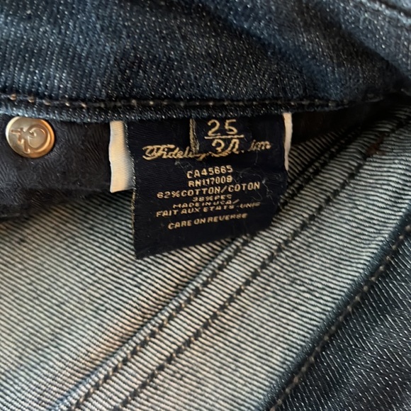 Barely worn Bootcut Jeans - Picture 3 of 4